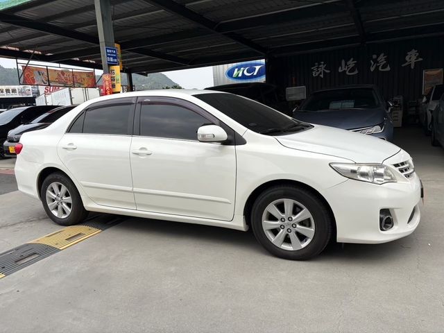 TOYOTA豐田 ALTIS  第2張相片