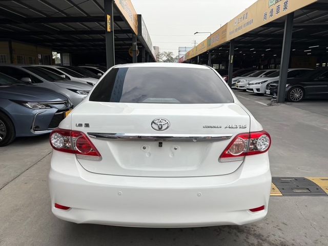 TOYOTA豐田 ALTIS  第4張相片