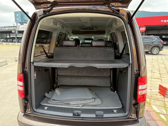 VOLKSWAGEN福斯 CADDY  第8張相片
