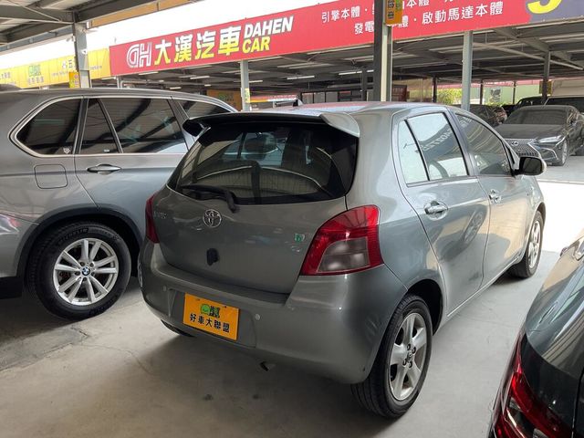 TOYOTA豐田 YARIS  第2張相片
