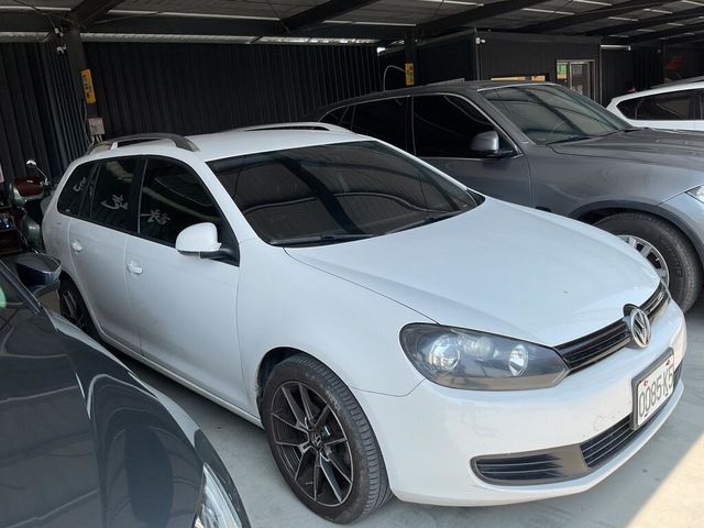 VOLKSWAGEN福斯 GOLF  第1張相片