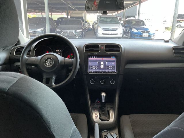 VOLKSWAGEN福斯 GOLF  第5張相片