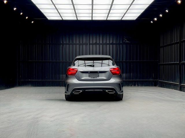 M-BENZ賓士 A180  第4張相片