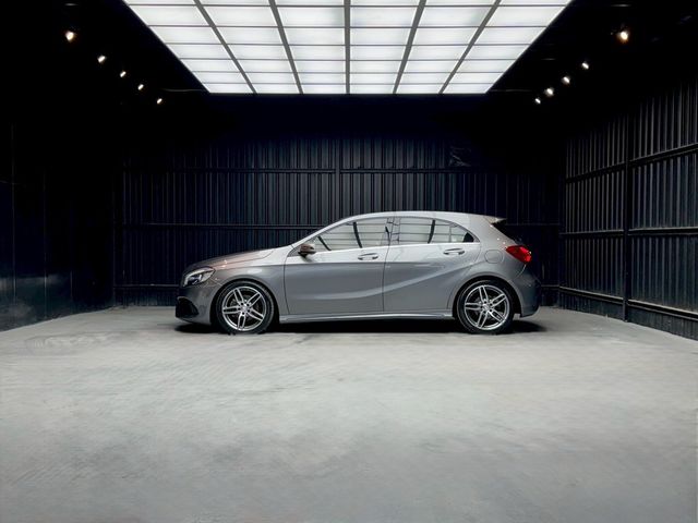 M-BENZ賓士 A180  第5張相片