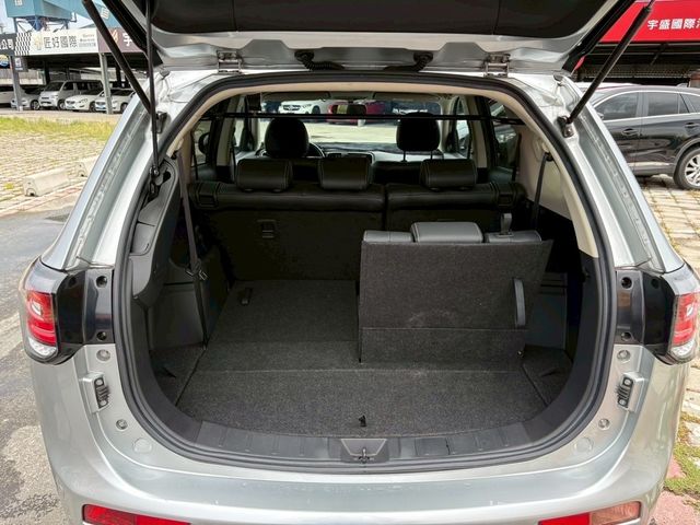 MITSUBISHI三菱 OUTLANDER  第7張相片
