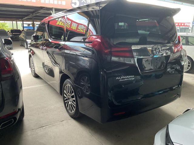 TOYOTA豐田 ALPHARD  第2張相片