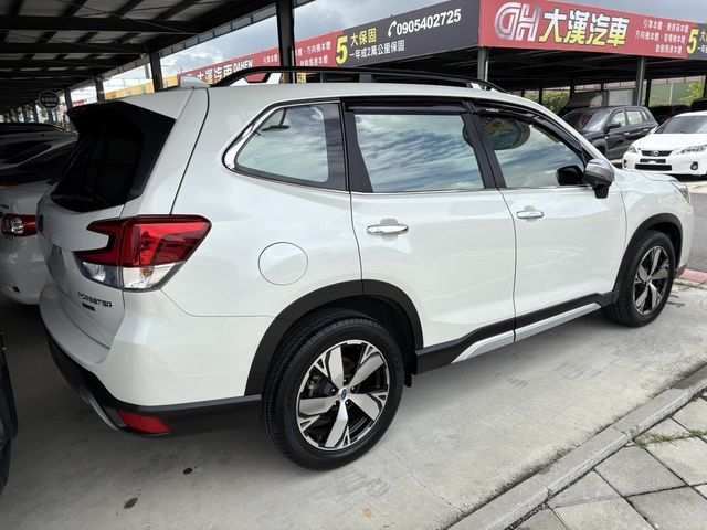 SUBARU速霸陸 FORESTER  第2張相片