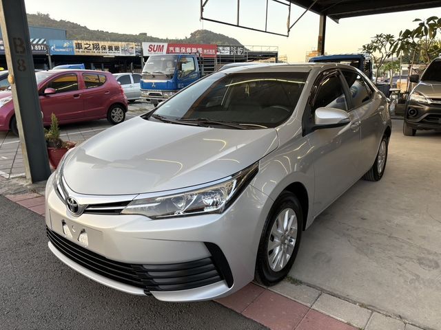 TOYOTA豐田 ALTIS  第2張相片
