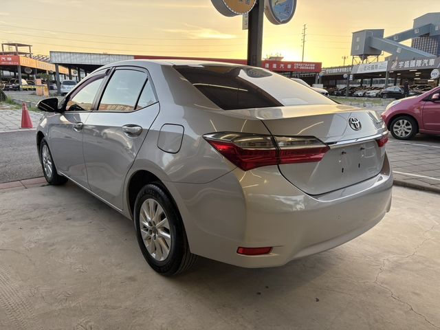 TOYOTA豐田 ALTIS  第5張相片