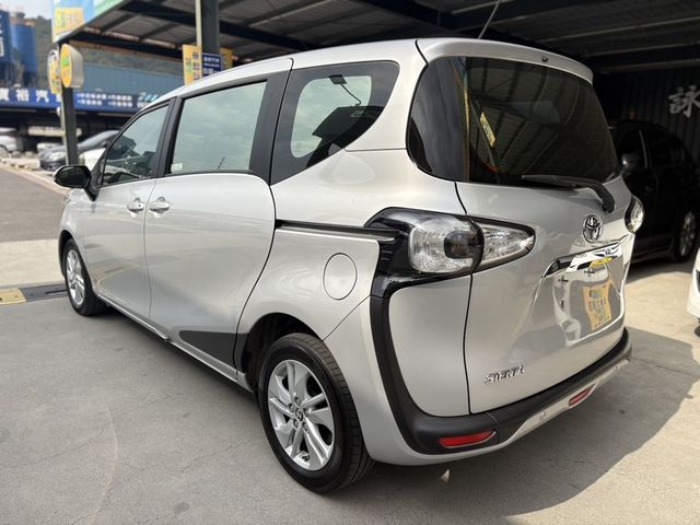 TOYOTA豐田 SIENTA  第3張相片