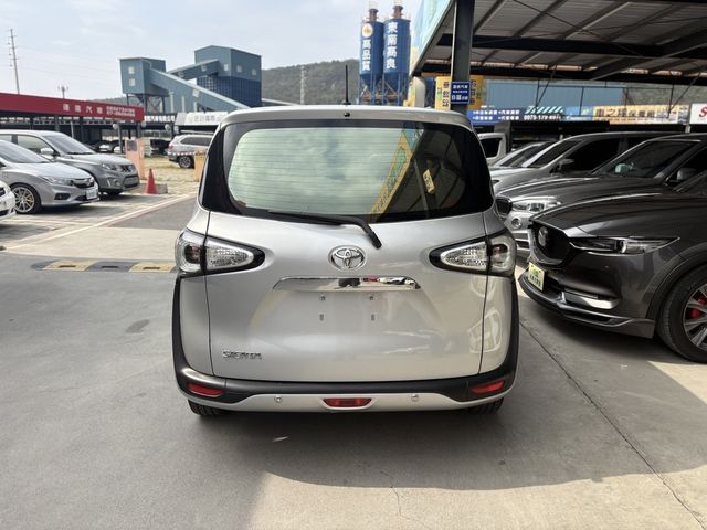 TOYOTA豐田 SIENTA  第5張相片