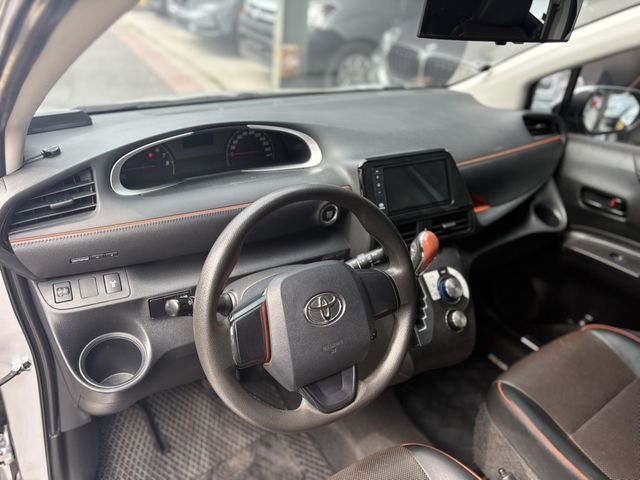 TOYOTA豐田 SIENTA  第8張相片