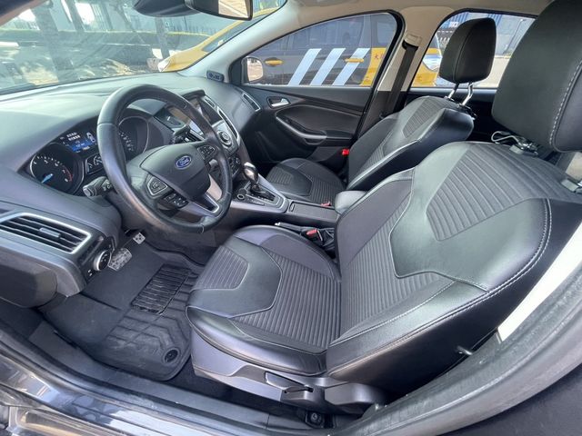 FORD福特 FOCUS  第14張相片