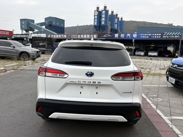 TOYOTA豐田 COROLLA CROSS HYBRID  第6張相片