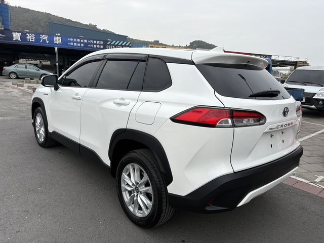 TOYOTA豐田 COROLLA CROSS HYBRID  第7張相片