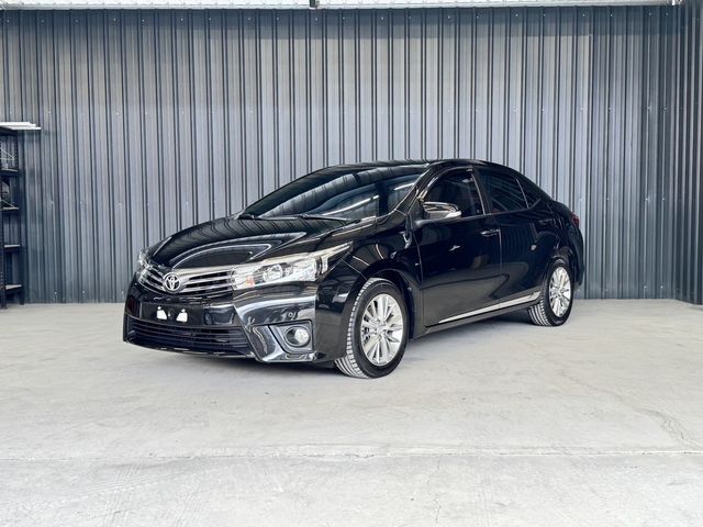 TOYOTA豐田 ALTIS  第1張相片