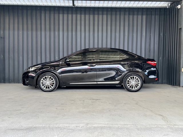 TOYOTA豐田 ALTIS  第5張相片