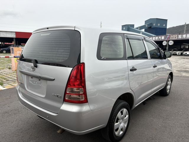 TOYOTA豐田 INNOVA  第2張相片