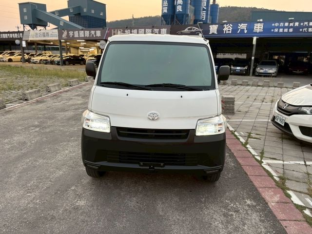 TOYOTA豐田 TOWN ACE  第3張相片