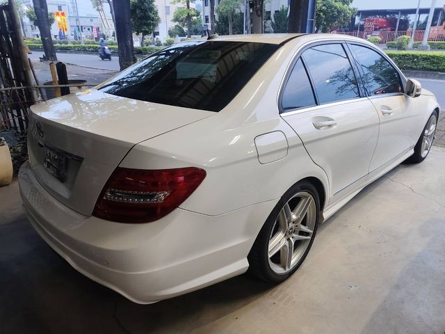 M-BENZ賓士 C250  第5張相片