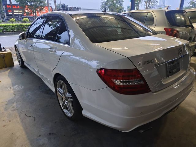 M-BENZ賓士 C250  第6張相片