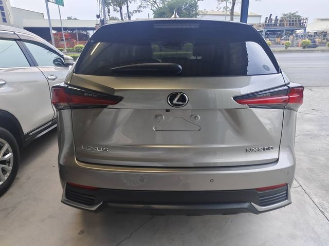 LEXUS凌志 NX200  第7張相片