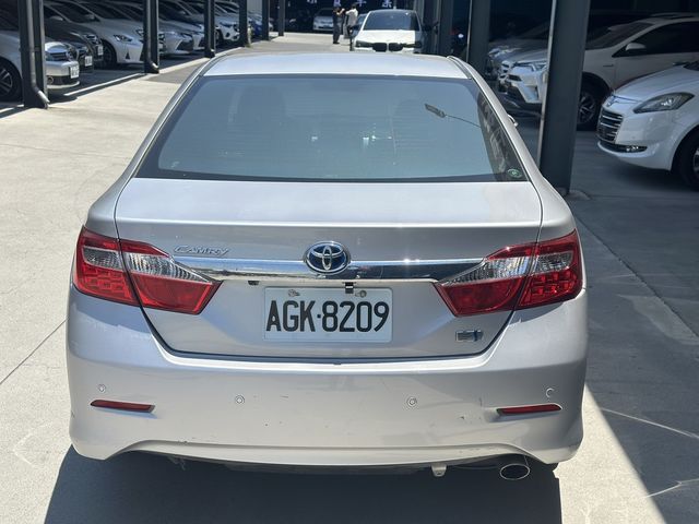 TOYOTA豐田 CAMRY HYBRID  第4張相片