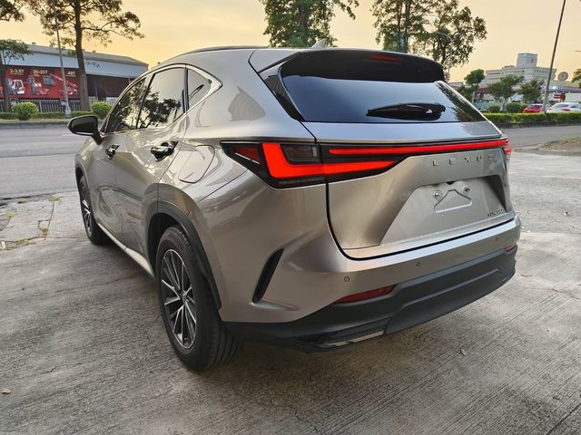 LEXUS凌志 NX200  第4張相片