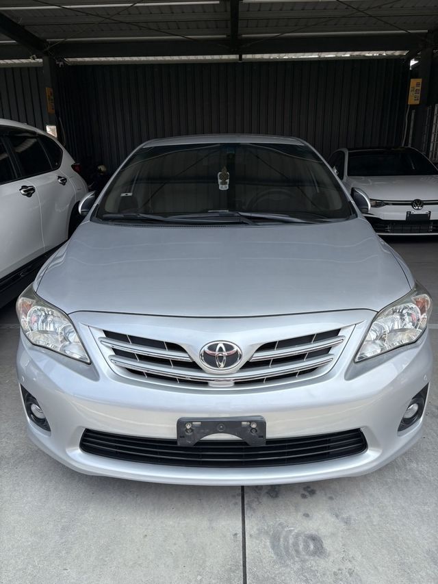 TOYOTA豐田 ALTIS  第2張相片