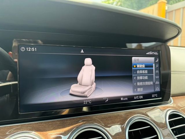 2017年Benz E300 AMG P2 原版件 全車保固中!  第12張相片