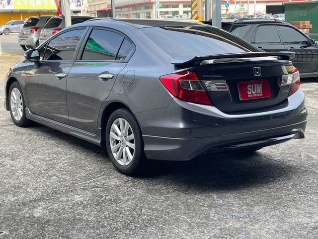 CIVIC  第4張相片