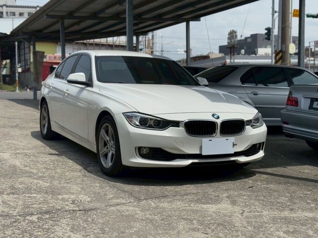 3 SERIES SEDAN F30  第2張相片