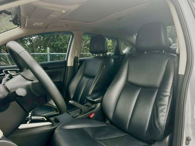 2018年Nissan Sentra 實跑15公里 原鈑件  省油省稅金 代步方便  第8張相片