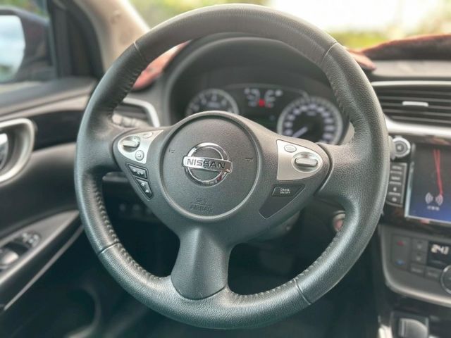 2018年Nissan Sentra 實跑15公里 原鈑件  省油省稅金 代步方便  第10張相片