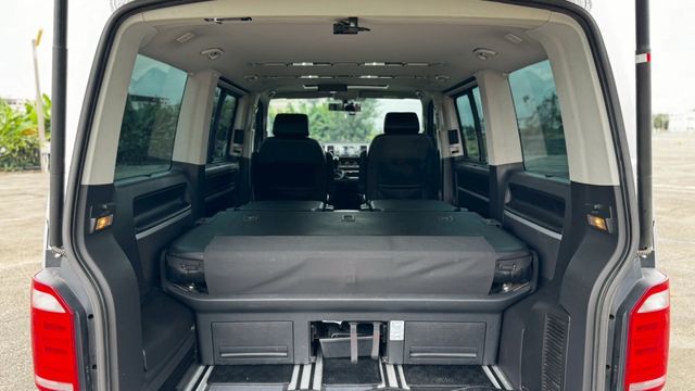 2017年Volkswagen Multivan 2.0 TDI 4WD 露營車 市場稀有 僅此一台  第5張相片