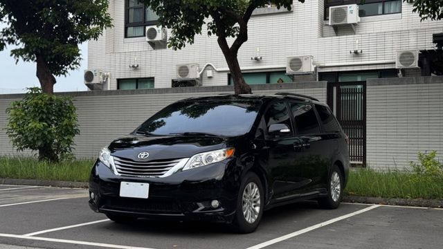 2016 Toyota Sieena 3.5L XLE版本 里程保證  7人座大空間  第1張相片