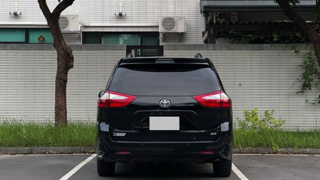 2016 Toyota Sieena 3.5L XLE版本 里程保證  7人座大空間  第4張相片