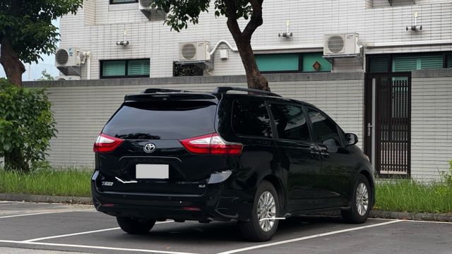 2016 Toyota Sieena 3.5L XLE版本 里程保證  7人座大空間  第5張相片