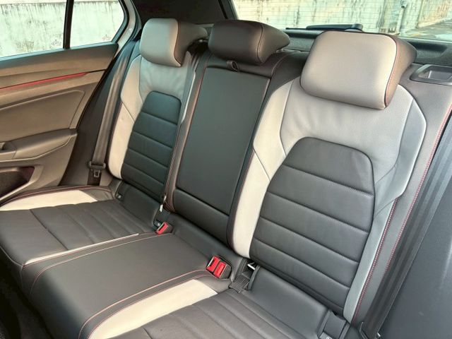 2021年 VW Golf GTI 里程保證 福斯專科買到賺到  第8張相片