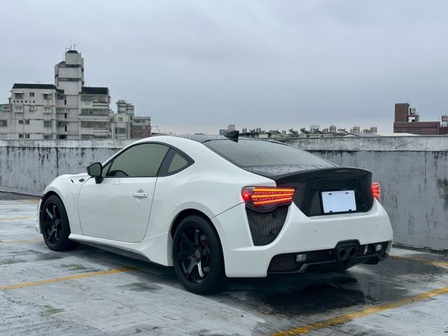 2012年 Toyota 86  里程保證  第3張相片