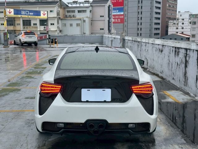 2012年 Toyota 86  里程保證  第6張相片