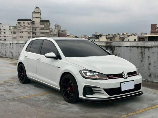 2020 Vw Golf GTI 末代7.5 大P 7速 小鋼炮  第3張相片