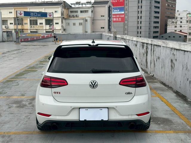 2020 Vw Golf GTI 末代7.5 大P 7速 小鋼炮  第5張相片