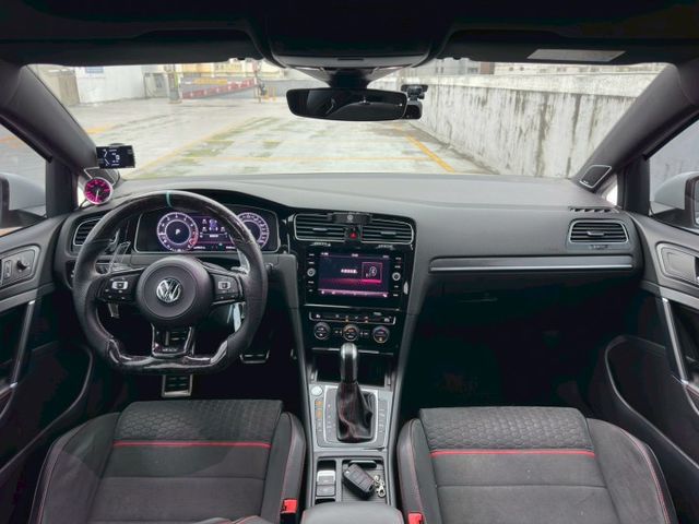 2020 Vw Golf GTI 末代7.5 大P 7速 小鋼炮  第9張相片