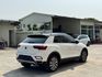 2024 VW T-ROC 280 Tsi 1.5T 原鈑件 配備多 跟新車沒兩樣  第4張縮圖