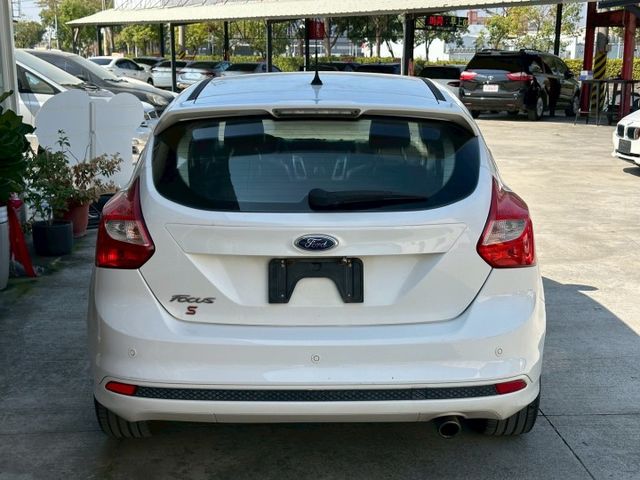 2012年 Ford Focus 2.0  里程保證  第4張相片