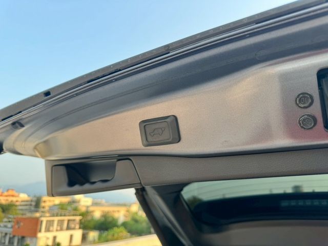 2019 TOYOTA RAV4 2.0旗艦 特仕版 送改裝 不怕比價 原鈑件 超便宜~  第16張相片