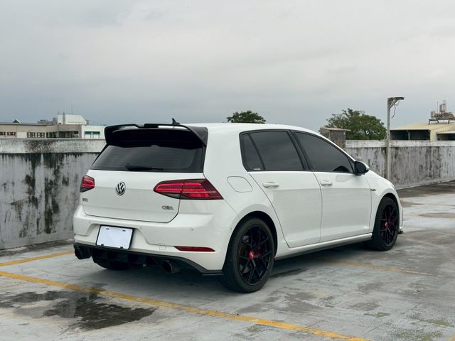 2020 Vw Golf GTI 末代7.5 大P 7速 小鋼炮  第4張相片