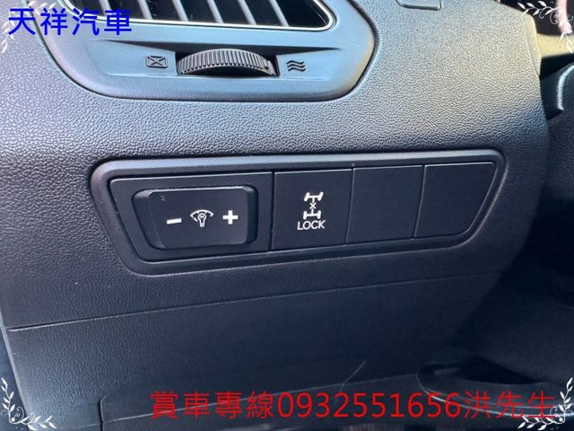 四輪驅動 無事故 車況漂亮 喜歡電話洽詢天祥汽車 0932-551656。  第10張相片