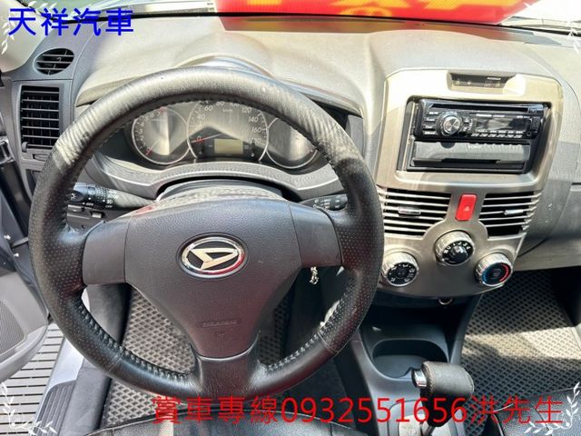 日本原裝 輕巧4WD小車 喜歡電話洽詢天祥汽車 0932-551656。  第5張相片